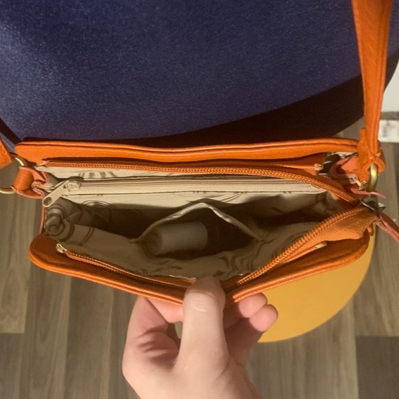 Unique Flower and Studded Crossbody - Picture 8 of 11